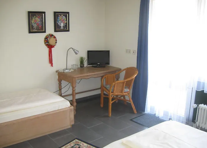 ホテル Garni トリベルク