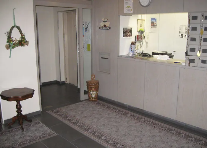 Garni 2* トリベルク